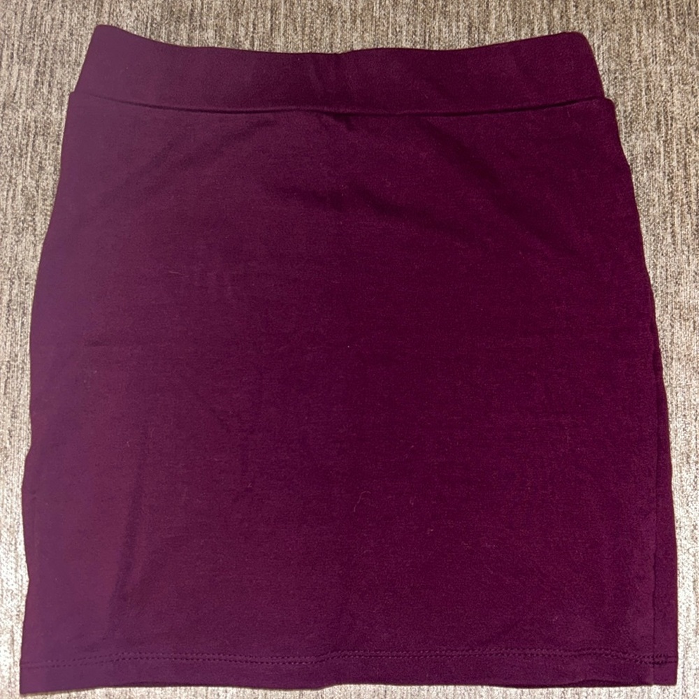 Forever 21 Burgundy Pencil Mini Skirt